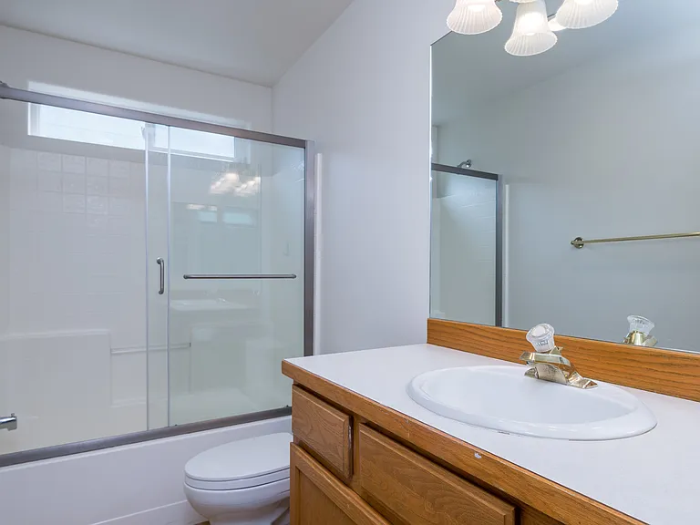 640 Northstar Dr — Photo 11