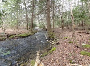 Hebbertsburg Rd, Crab Orchard, TN 37723