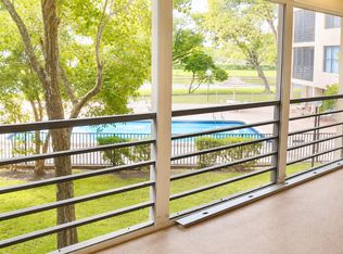 2320 S Cypress Bend Dr APT 202, Pompano Beach, FL 33069