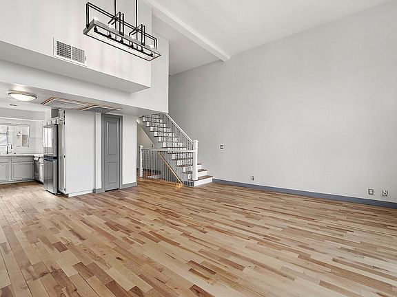 5th image of 12130 Ohio Ave APT 303