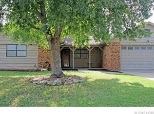 1006 Kings Cir, Bartlesville, OK 74006