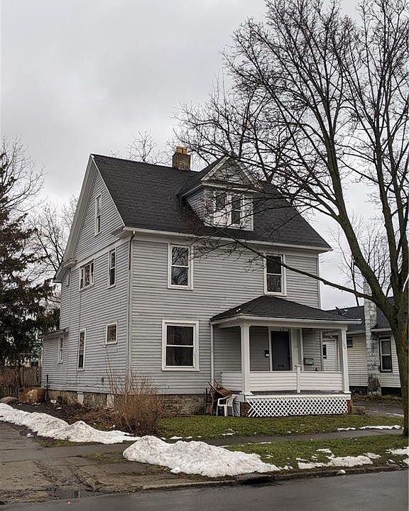 2nd image of 124 Warner St