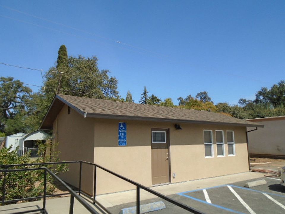 1st image of 473A East Ave