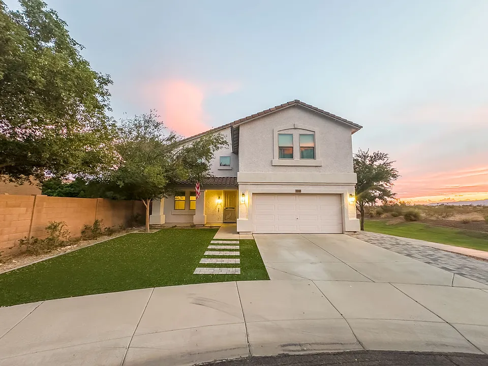 12061 W Louise Ct