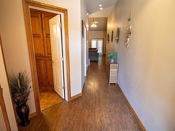 4th image of 12405 Bell Gardens Dr