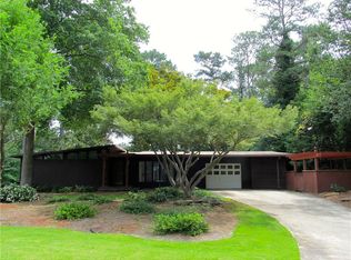 1706 Stillwood Forest Dr, Lilburn, GA
