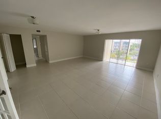 7745 SW 86th St APT 417, Miami, FL 33143