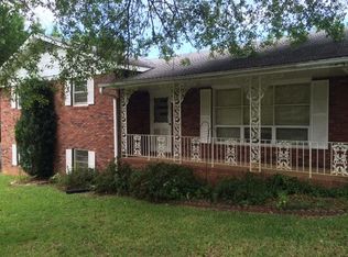 179 Settle St, Winder, GA 30680