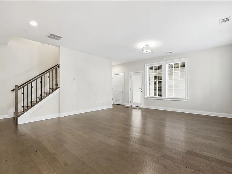 6572 Aria Village Dr — Photo 2