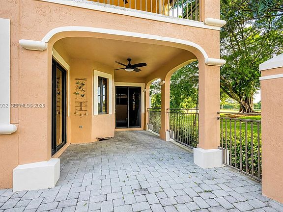 5th image of 2703 Center Court Dr #14