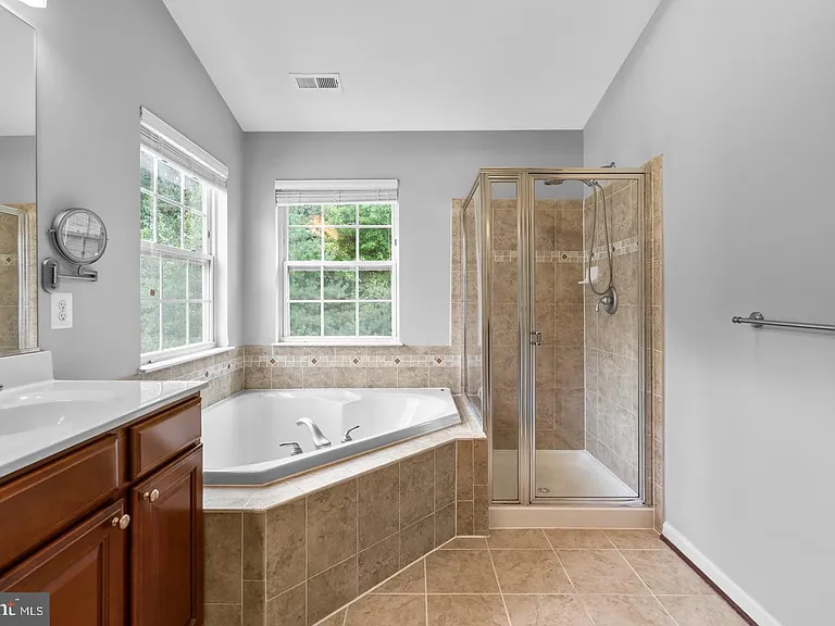 7592 Cherrybark Oak Ln #186 — Photo 26
