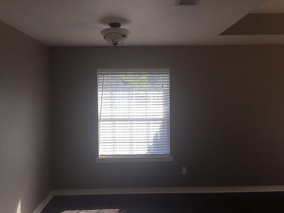 Dining open floor Plan