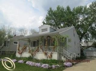1528 W Hazelhurst St, Ferndale, MI