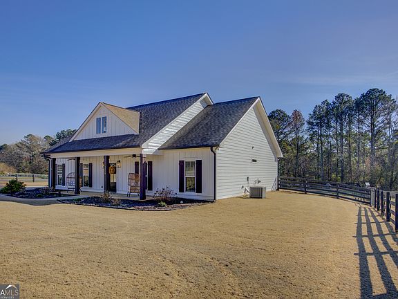 4th image of 3320 Davis Academy Rd