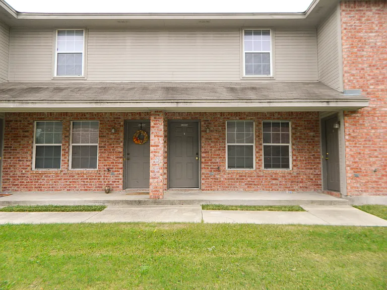 308 Creek St #C — Photo 2