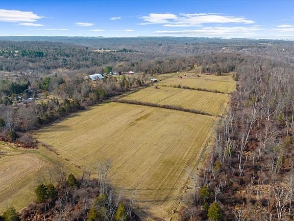 5th image of 152 Warsaw Rd