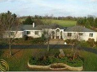 4153 Golf Ridge Dr E, Bloomfield Hills, MI 48302
