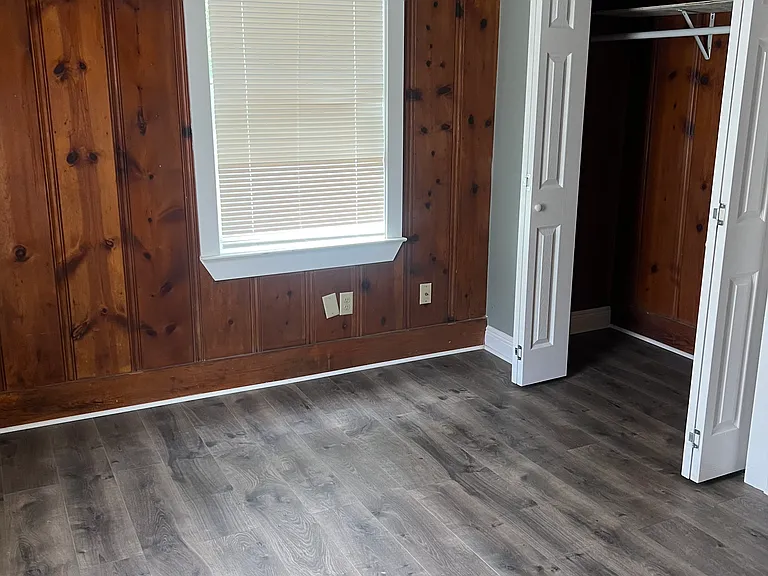 1421 Texas Ave — Photo 11