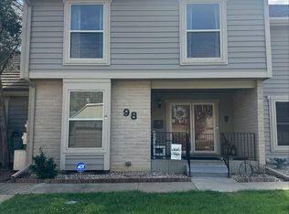 98 SW Pepper Tree Ln, Topeka, KS 66611