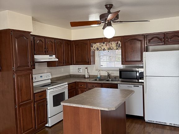 5th image of 2714 S Xanadu Way