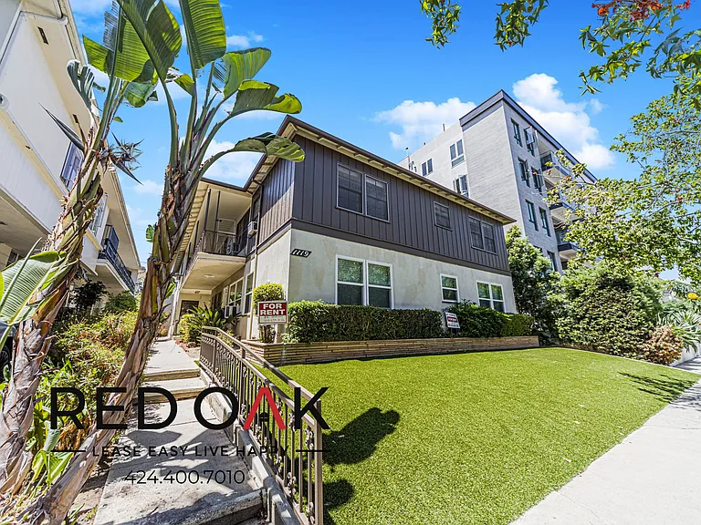 1119 Cardiff Ave #4 — Photo 4