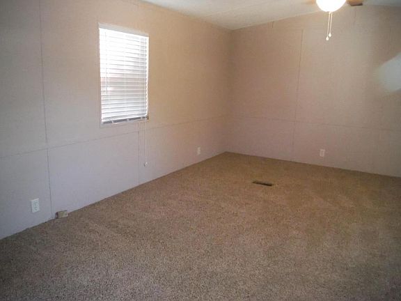 2nd image of 5812 Congress Ct