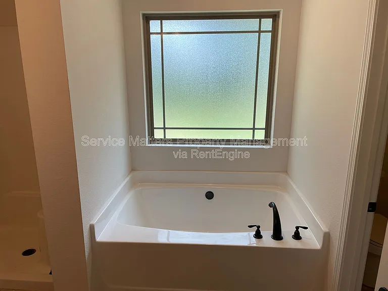 4978 Covenant Cir — Photo 14