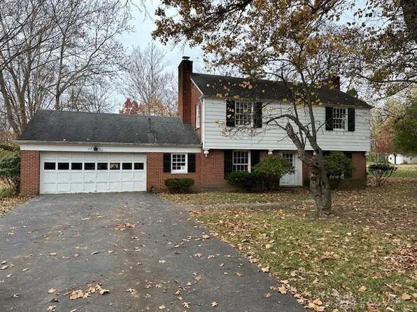 5473 Fair Valley Rd, Dayton, OH 45414