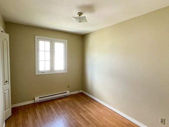 4th image of 162 Sutton Pl