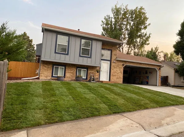 9564 W Elmhurst Pl, Littleton, CO 80128