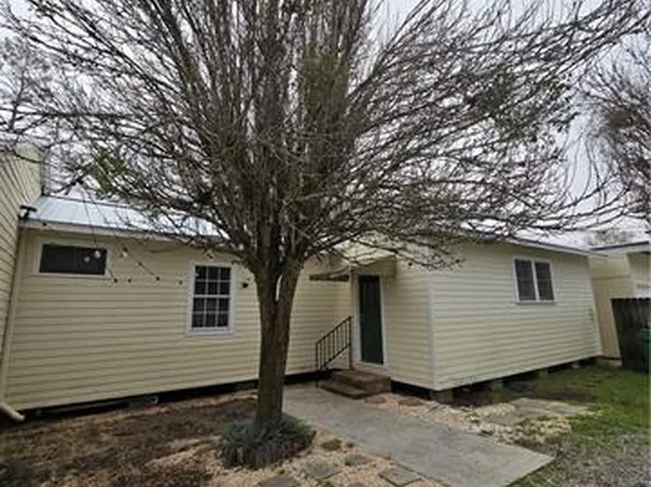 527 W 25th Ave #B, Covington, LA 70433