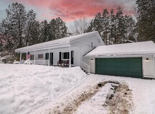 102 School St, Saranac Lake, NY 12983