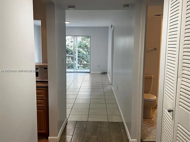 4111 Stirling Rd #308 — Photo 10