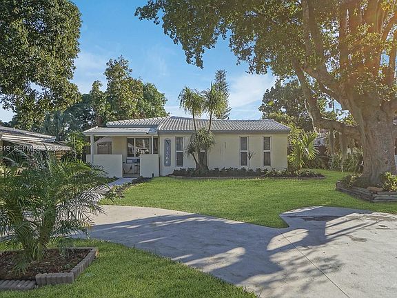 2nd image of 1266 NE 182nd St