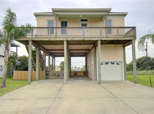 3913 Pirates Beach Cir, Galveston, TX 77554