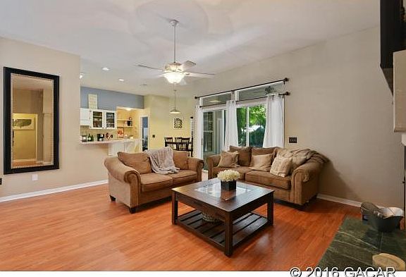 4th image of 11321 NW 8th Pl
