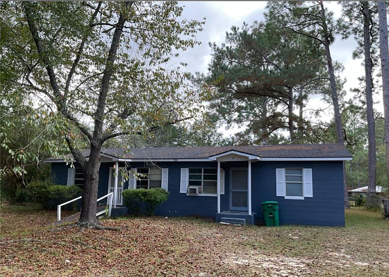 1st image of 506 Emily Ave #A