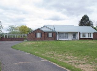 294 Fairgrounds Rd, Mount Vernon, OH 43050