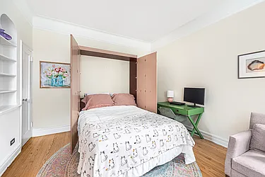 Sold by Coldwell Banker Warburg