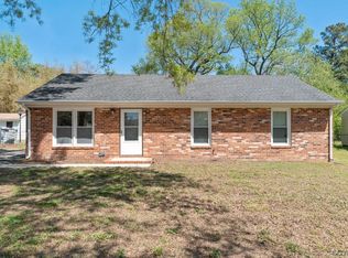 16105 Gary Ave, Chester, VA 23831