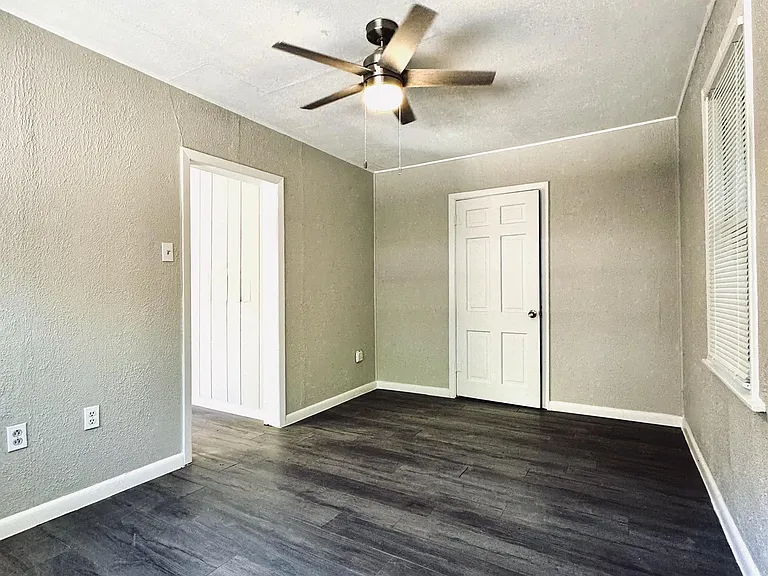 2030 S Hayden St — Photo 11