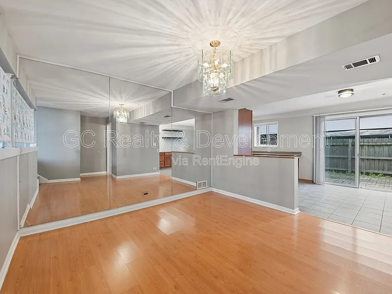9517 Terrace Pl — Photo 4