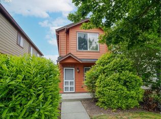 52175 SE 2nd St, Scappoose, OR 97056