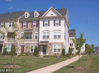741 Collington Ct, Woodbridge, VA 22191