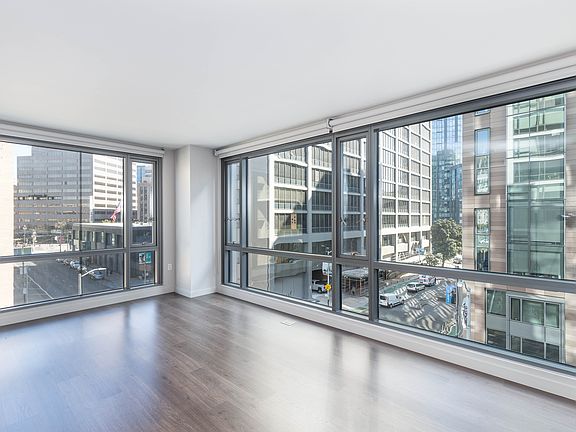 4th image of 103 Polk St #707