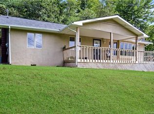 376 Ray St, Waynesville, NC 28786