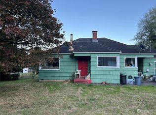 953 Ballentine St, Raymond, WA 98577