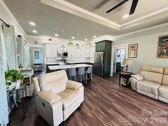 3rd image of 278 Right Prong Rd