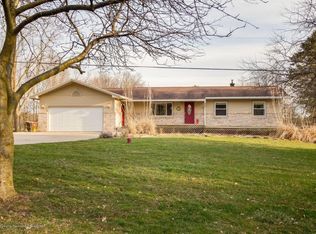 10228 Bunker Hwy, Eaton Rapids, MI 48827