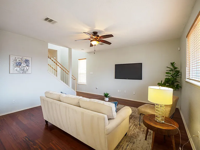 13504 Richard Nixon St — Photo 6
